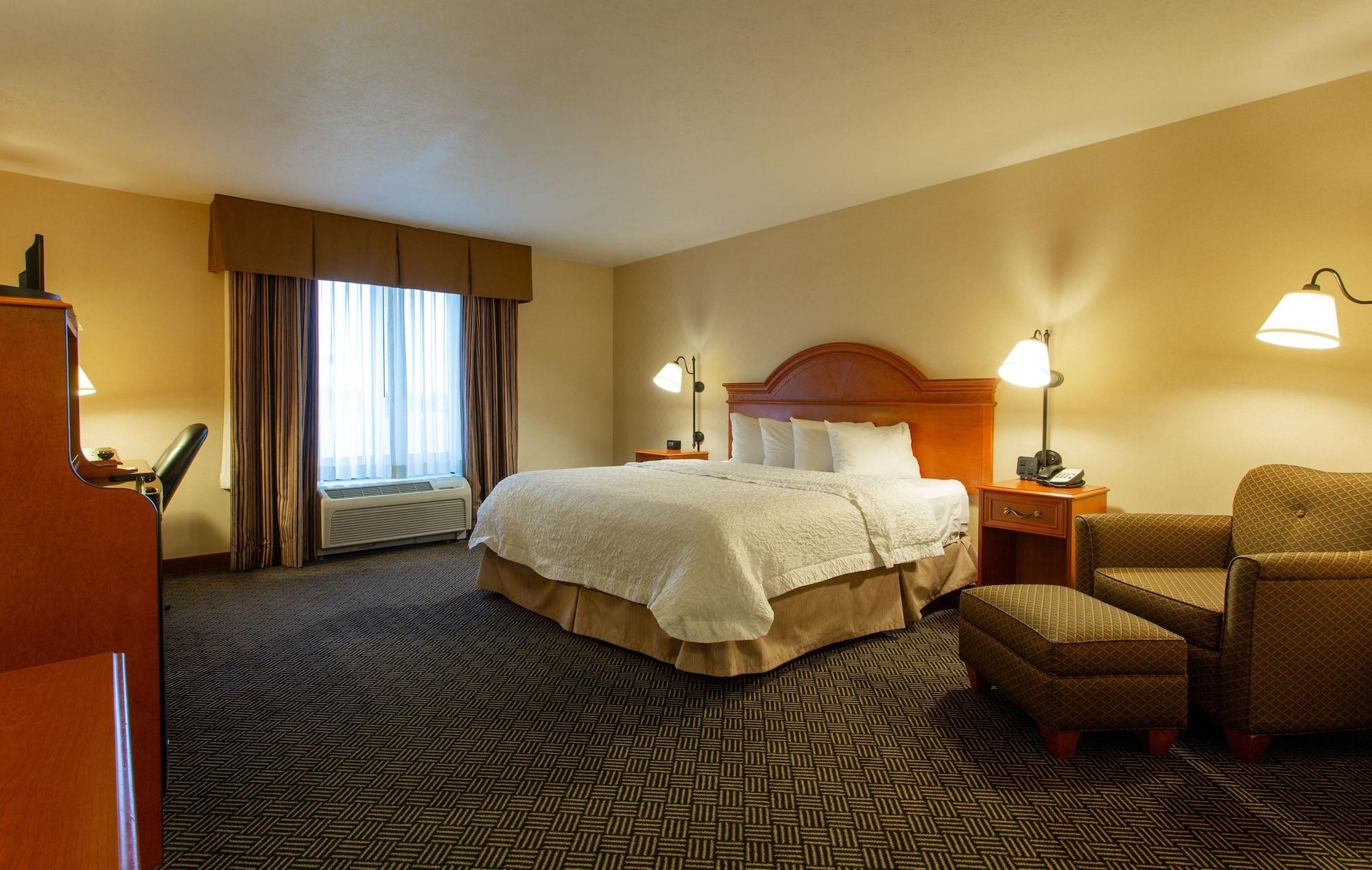 Hampton Inn Waterloo Extérieur photo