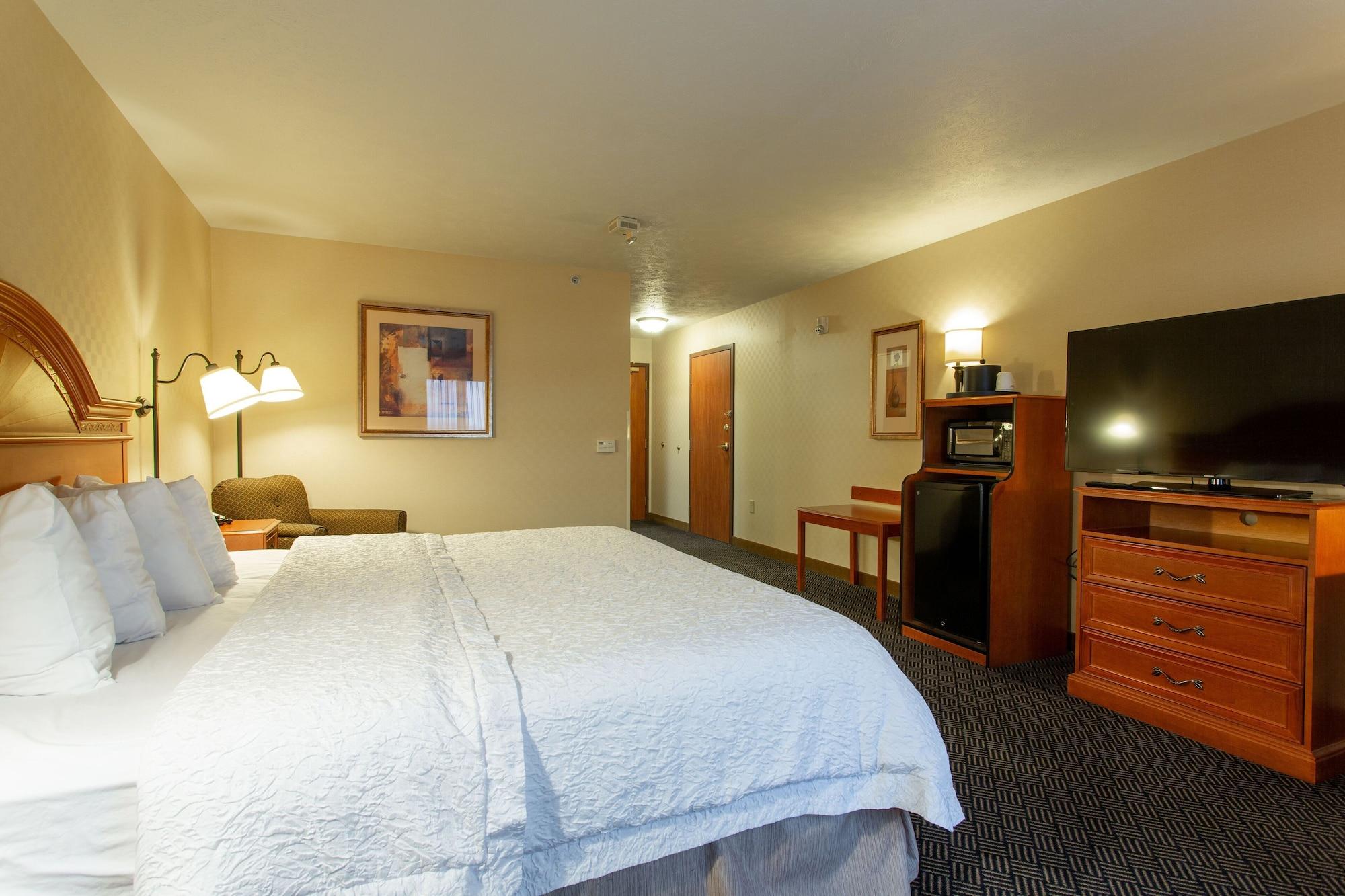 Hampton Inn Waterloo Extérieur photo