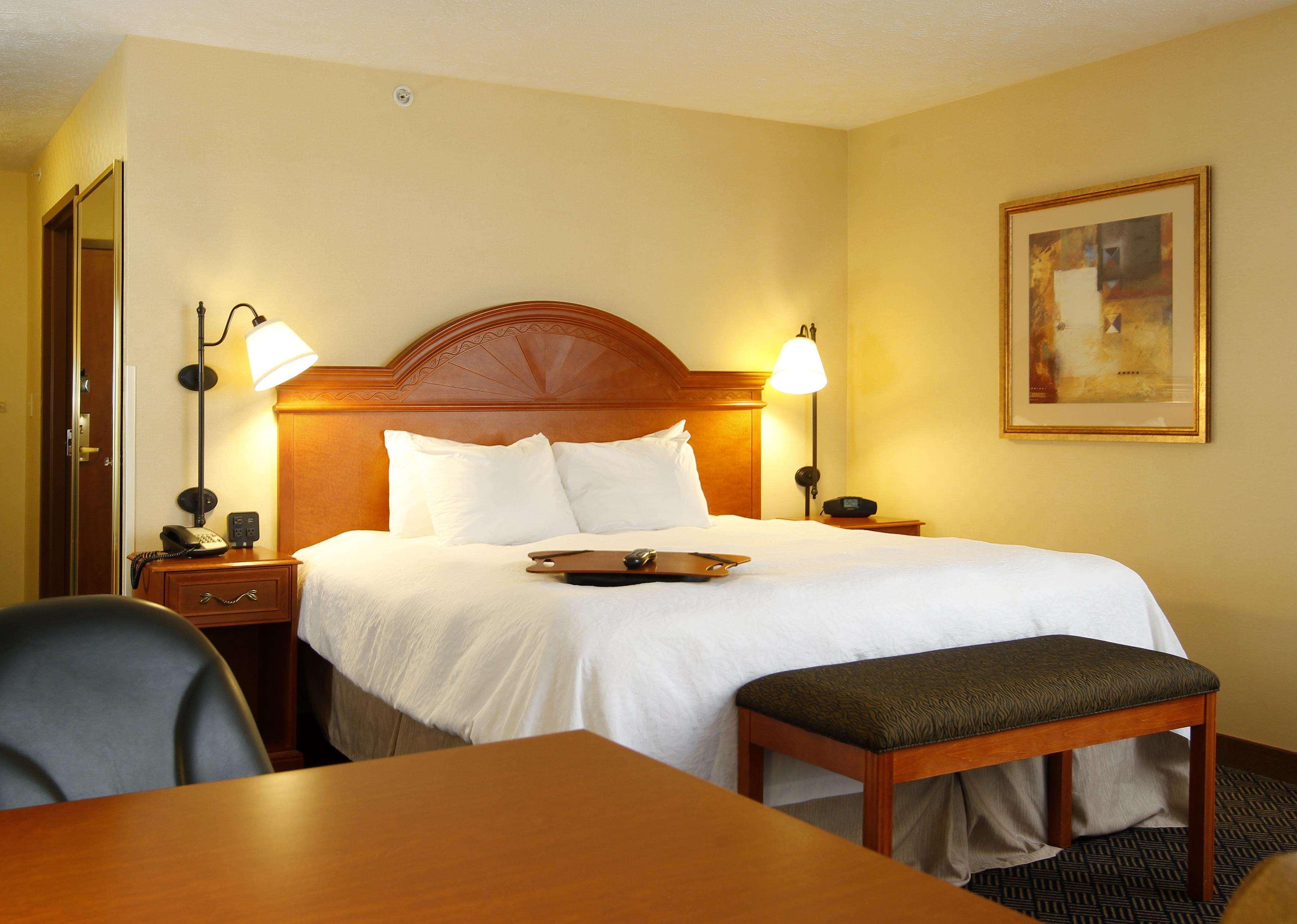 Hampton Inn Waterloo Extérieur photo