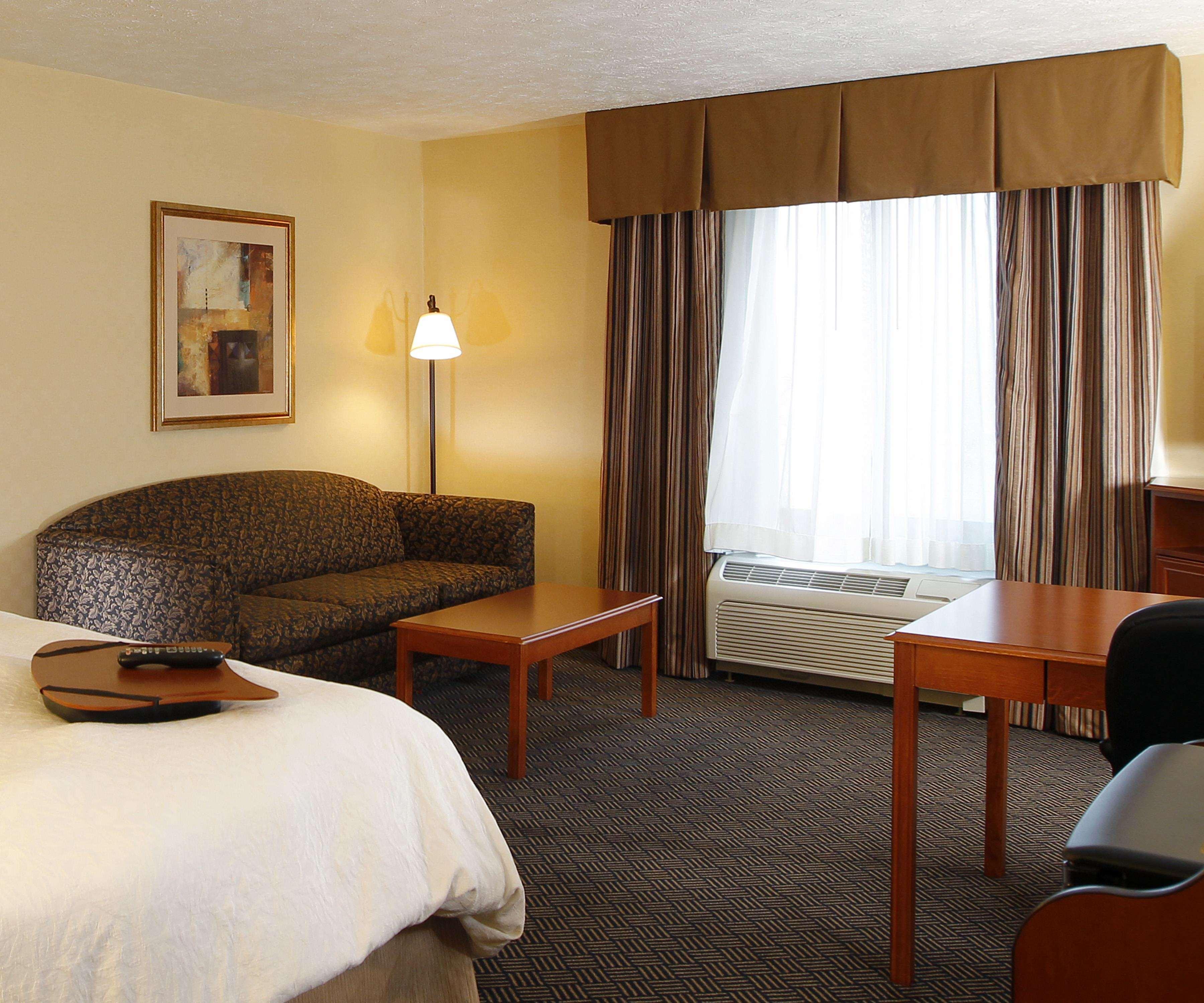 Hampton Inn Waterloo Extérieur photo