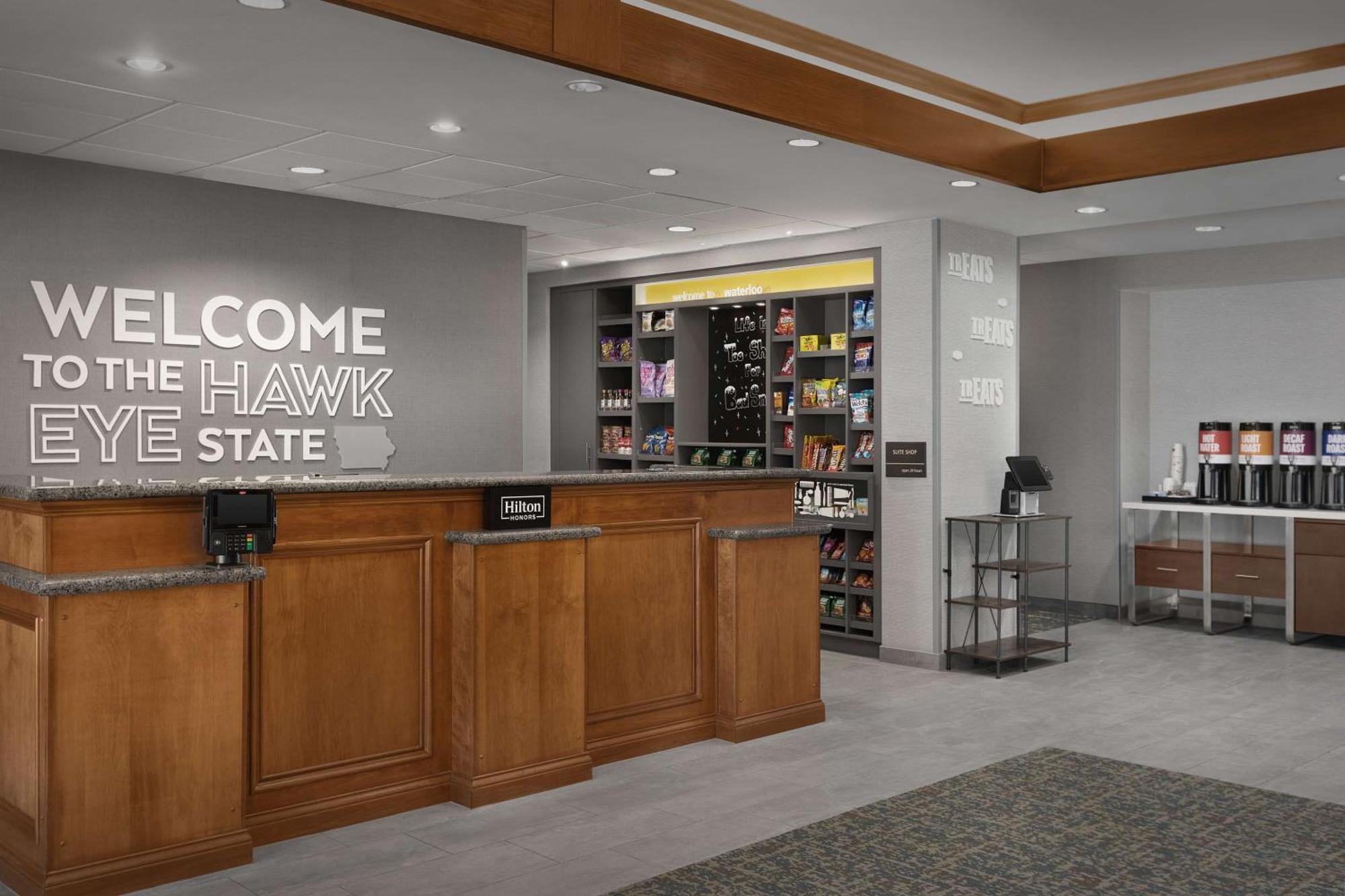 Hampton Inn Waterloo Extérieur photo